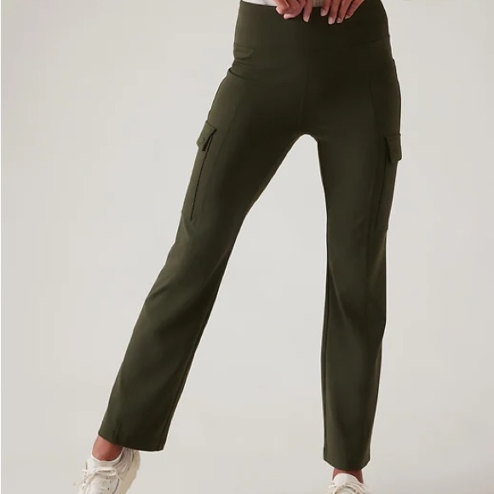 Athleta Delaney Straight Cargo Pants NWT XS